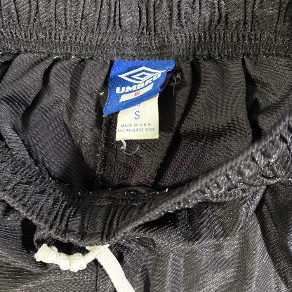 Vintage 80s Umbra Thigh Padded Soccer Shorts Black Size Small Made In USA - Picture 3 of 7